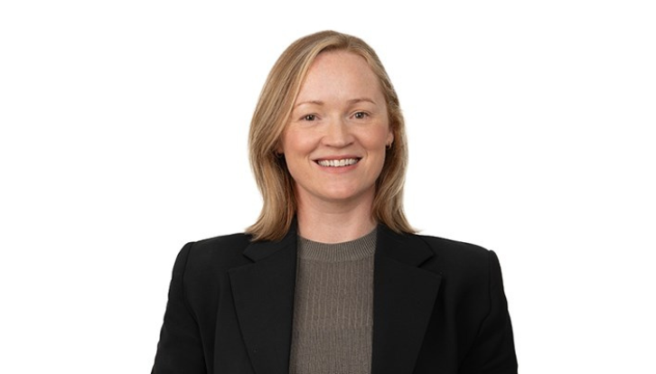 Photo of Sarah Clarke (she/her), King & Wood Mallesons.