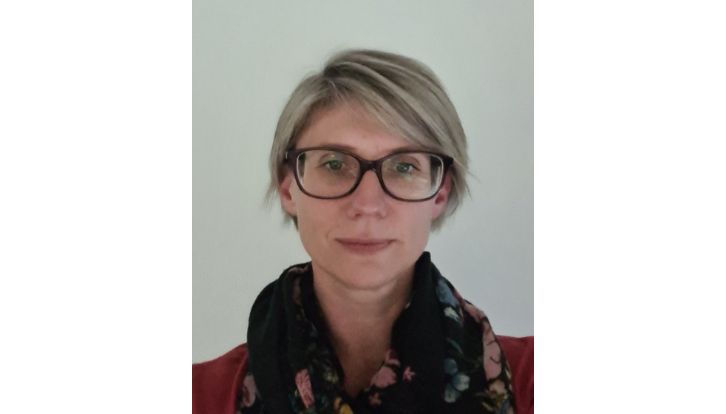 Photo of Alex Lazarus-Priestley (she/her), Amaze.